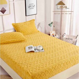 Husa de pat Cocolino Tricot J130 este alegerea eleganta pentru un somn calduros. Culorile rafinate reprezintă alegerea perfectă pentru dormitorul dumneavoastră.